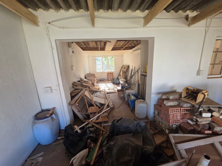 2 Bedroom Property for Sale in Wavecrest Eastern Cape